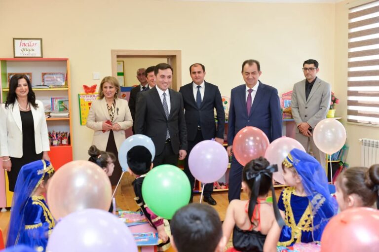 021a7528-c65a-4b2d-b9fe-c8707668100f_1000346840