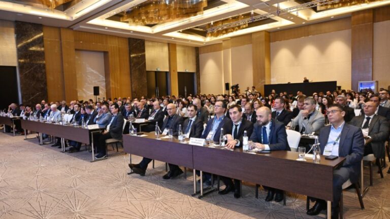 1747046371.rovshen konqres1